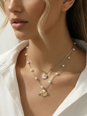 🐚 NWT Layered Gold Shell & Starfish Nautical, Boho Necklace Set